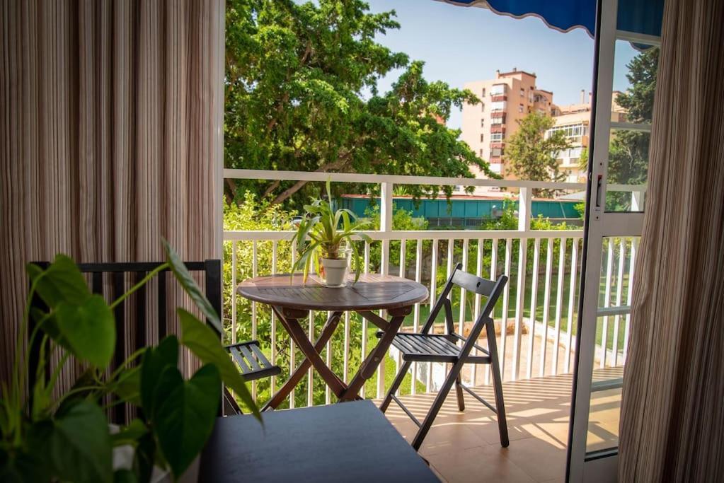 Piso Con Jardin Appartamento