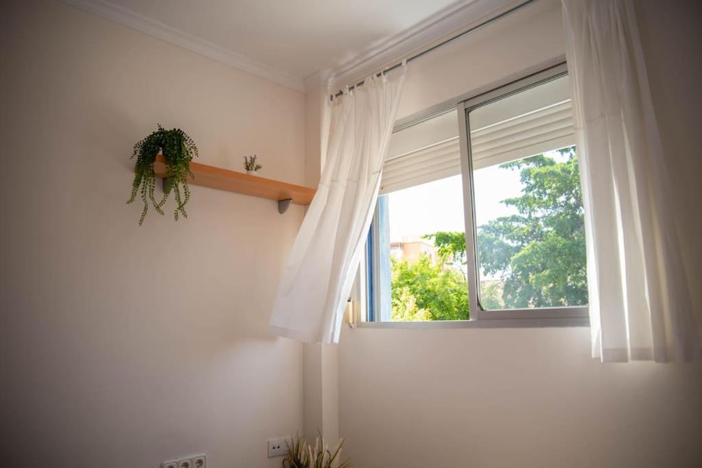 Piso Con Jardin Appartamento *