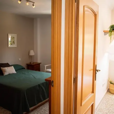 Piso Con Jardin Apartment Malaga Exterior photo